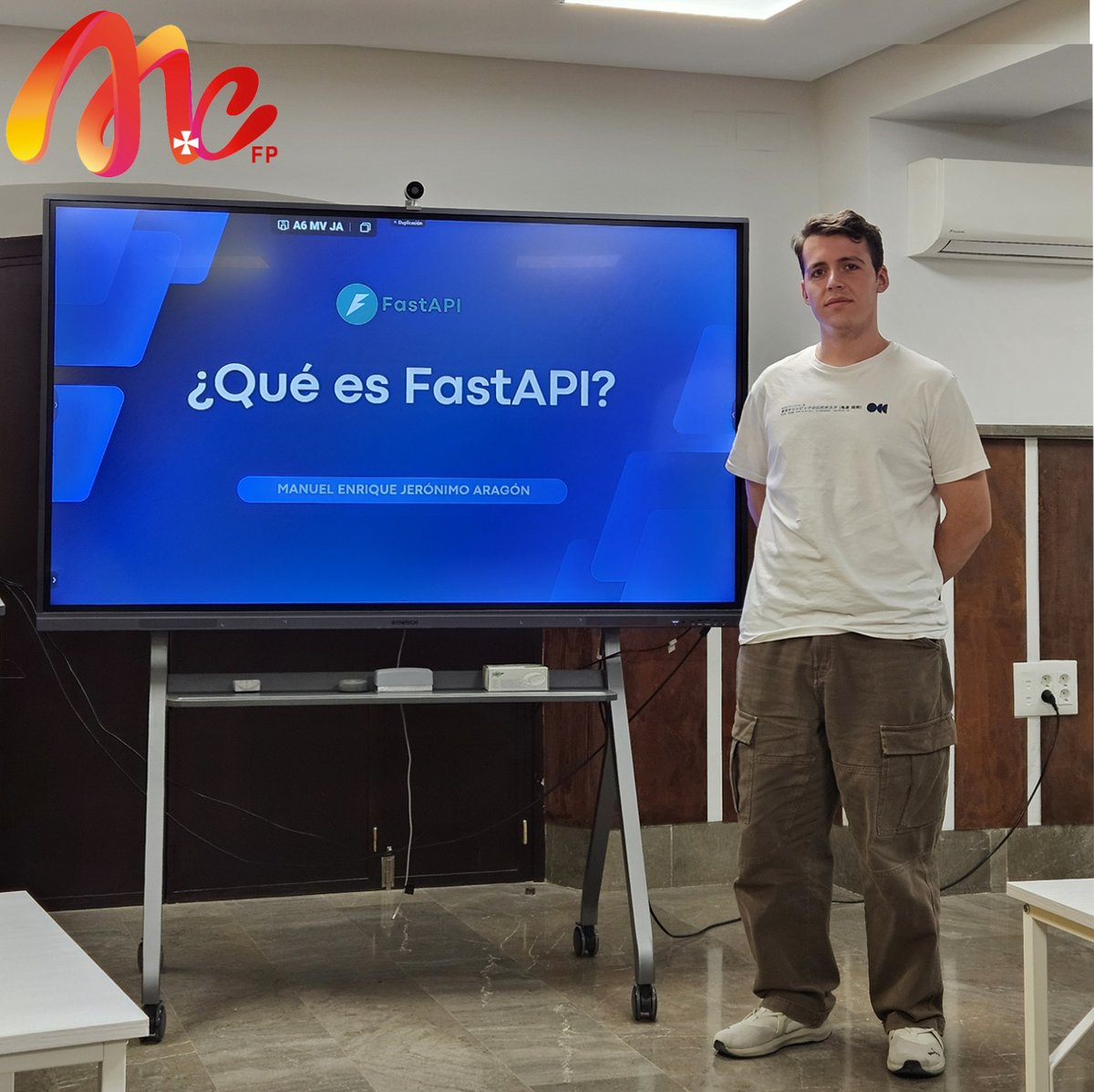 🚀 FastAPI en Mercedarias FP: ¡El framework ideal para DAM y IA! Crea APIs ultra-rápidas para apps multiplataforma y agentes IA en tiempo real. 💻✨
Valor max: Microservicios, ML y prototipos escalables.
Evítalo en webs simples (mejor Django/Flask).
¡Aprende con nosotros!