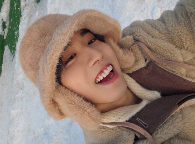 ifvlou's tweet image. the kind of pics changbin has of jisung on his phone 😣