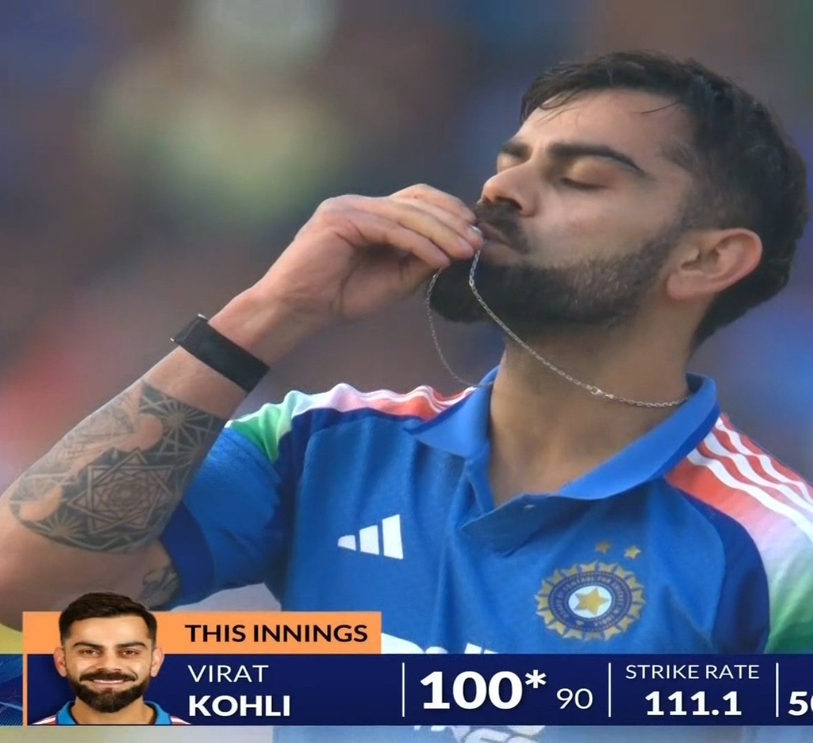 Back-to-back ODI hundreds for Virat Kohli 🔥

#INDvSA 
#INDvRSA