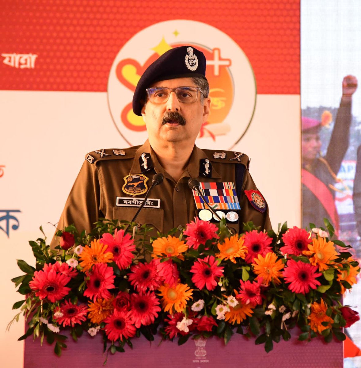 assampolice's tweet photo. Under the visionary leadership of Hon’ble Chief Minister Dr. @himantabiswa Sir, Assam once again reaffirmed its commitment to fair and transparent recruitment.

Today, posting orders were handed over to 5,818 selected candidates for Assam Police and allied services, as they step into a life of duty and public service.

@DGPAssamPolice @HardiSpeaks
