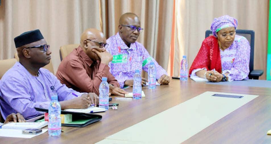 Ministère de la Santé et du Développement Social tweet media