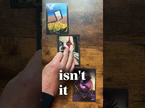 Kirsten Weiss🥧📚👻 tweet media