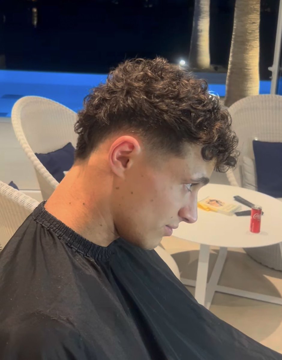 FUCKING MULLET IS BACKKKKK