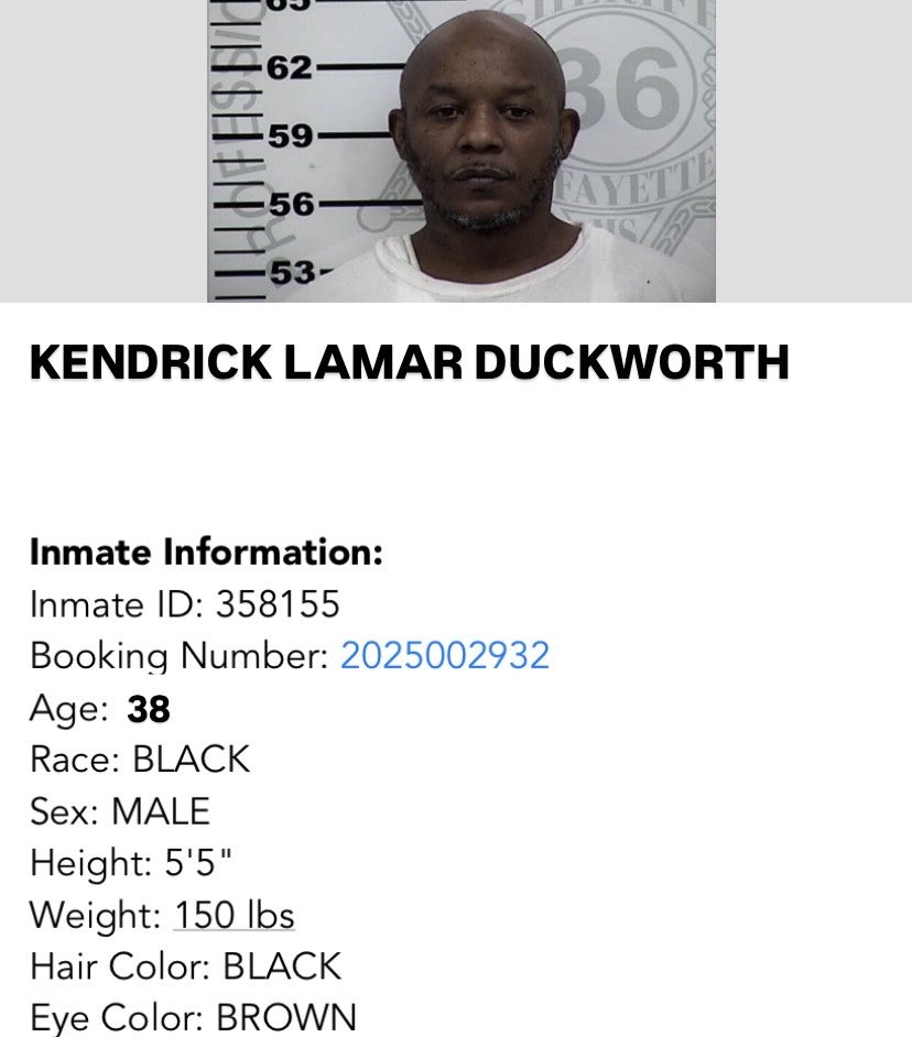 Itz_RealFunny's tweet photo. @kendricklamar was recently locked up in #OxfordMs this past weekend @OxfordPolice #OleMiss https://t.co/5yso4icWrF