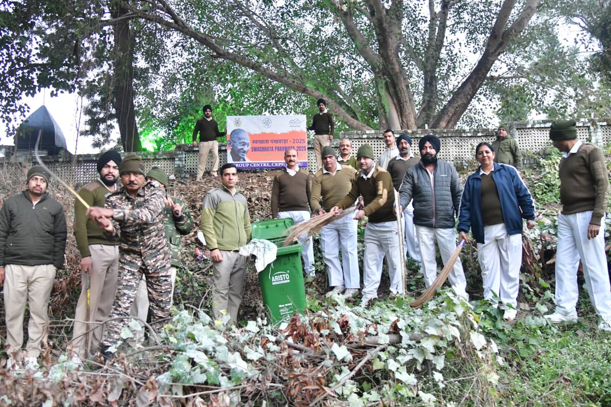 ON 02/12/2025 #Swachhta Pakhwada, Keeping our surroundings clean is everyone's responsibility. Let's make the right choice and use dustbins to make our surroundings cleaner and more beautiful.<a href="/crpfindia/">🇮🇳CRPF🇮🇳</a> <a href="/jammusector/">jammu sector crpf</a>
