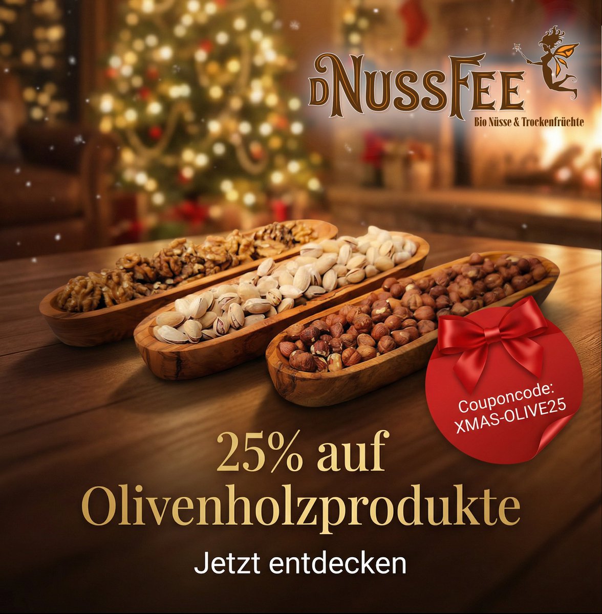 NussFee's tweet photo. Noch unentschlossen beim Geschenk? Wie wäre etwas, das handgemacht, praktisch und trotzdem besonders ist? 🎁✨

Bei uns findest du Olivenholz-Unikate aus Sizilien – Müslischalen, Schneidebretter und kleine Snack- oder Aperoschälchen. Schlichte, natürliche Geschenke, die langlebig sind und die man im Alltag wirklich gerne benutzt.

Besonders schön wirken diese in Kombination mit unseren feinen Sorten Nüssen oder Trockenfrüchten. Zum Beispiel:

🎁 eine gemaserte Olivenholz-Schale mit Bio Cashews Vanille und Walnüssen
🎁 ein rustikales Schälchen mit Medjool-Datteln und Mandeln in Zartbitterschokolade
🎁 ein charaktervolles Olivenholz-Schneidebrett als edle Basis für ein Weihnachtsstollen

Und weil Schenken Freude macht, gibt’s bei uns passend dazu:
Bis 24.12 ganze 25% Weihnachtsrabatt auf alle Olivenholz-Produkte
Coupon Code ist im Bild zu finden. 
https://t.co/UEUuULoefh