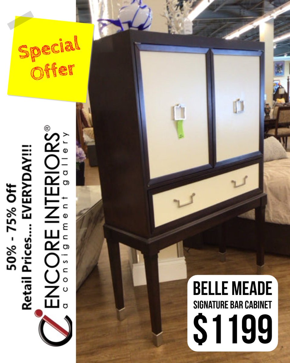 ConsignmentFLA's tweet image. ✨ Level up your entertaining game! ✨ This Belle Meade Signature Bar Cabinet is the statement piece your home has been waiting for.

#BelleMeadeSignature #BarCabinet #HomeBarGoals #ConsignmentFinds #LuxuryForLess #EncoreInteriors #SpecialOffer #InteriorDesign