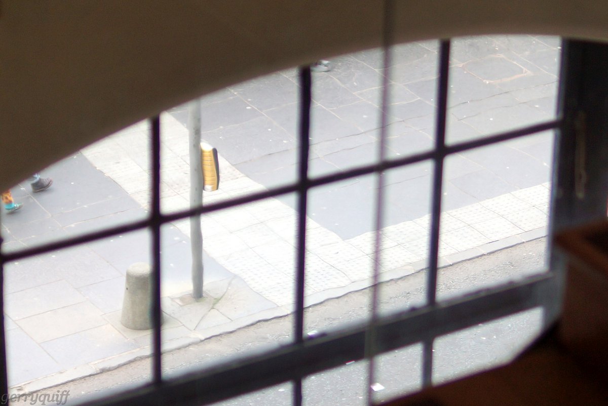 gerryq65's tweet image. #AlphabetChallenge 
#WeekWforWindows
The crossing