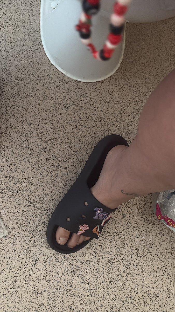 jadapaigeboo's tweet photo. Scat content loading 🤭😂 https://t.co/RwRGq4VPve