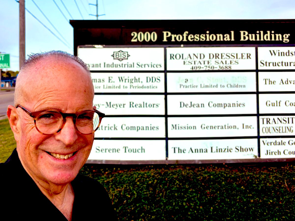 RolandDressler's tweet image. Estate Sale Services 409.750.3788 Roland Dressler 
#Liquidator #EstateLiquidator #EstateSaleServices #EstateSales_org #EstateSaleCompany #EstateJewelry #EstateJewelryBuyer #CoinCollections #AntiqueJewelry #Galveston #ShopTexasCity #ExploreTexasCity #LeagueCity #Houston #Christmas