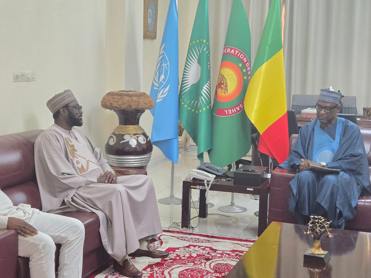 17/11/2025: SEM Mamadou TANGARA, nouveau Haut Rep du Pdt de la Commission UA &amp;Chef de la MISAHEL a officiellement présenté ses lettres d’accréditation à SEM Abdoulaye DIOP, Ministre des Aff étrang du Mali. Echangé sur les grds axes des relations de coopération entre l’UA&amp; leMali
