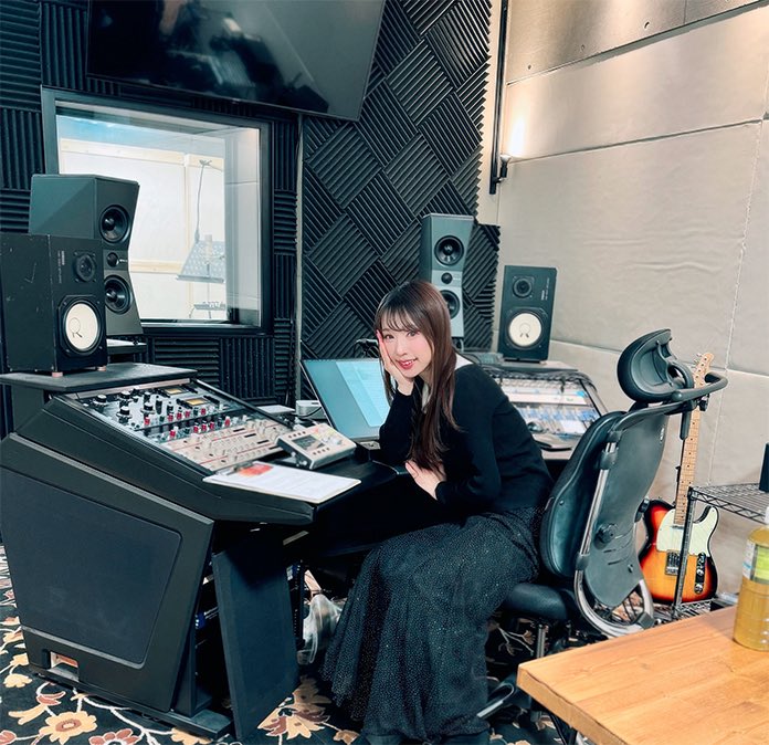 こんばんでい！ 最近ずーっと色々ムフフ中。。。(^dxb^)