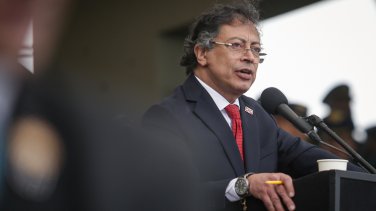 🗳️🌎 NOTICIAS ELECTORALES | 03 de diciembre 
  
📢 #TransparenciaElectoral comparte tres noticias clave del día:

1️⃣ Honduras | Salvador Nasralla lidera por décimas el recuento frente a Nasry Asfura 🇭🇳
2️⃣ Perú | JNE aprueba el cronograma para las elecciones regionales y