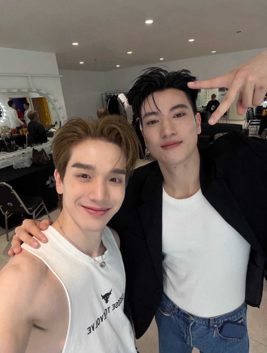 ขอบคุณทุกคนที่ติดตามซีรีย์ เกมรักลวง ด้วยนะครับ ขอบคุณทีมงานและนักแสดงทุกคนที่ผ่านทุกอย่างมาด้วยกัน ผมสัญญาว่าจะพัฒนาตัวเองต่อไปแน่นอนครับ 🙏🏼 #TheWickedFinalGame