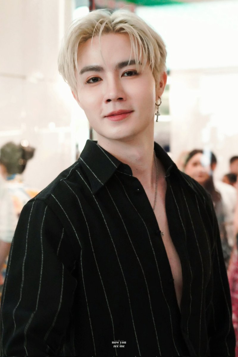 nyzeem_'s tweet photo. ตกหลุมรักรอบที่ล้าน 😍🫶🏻

ZEENUNEW AT DG CAFFE 
#DGCaffexZeeNuNew
#DolceGabbana

@zee_pruk #ZeePruk 
#nyZEEme https://t.co/f9BTeNh7ka