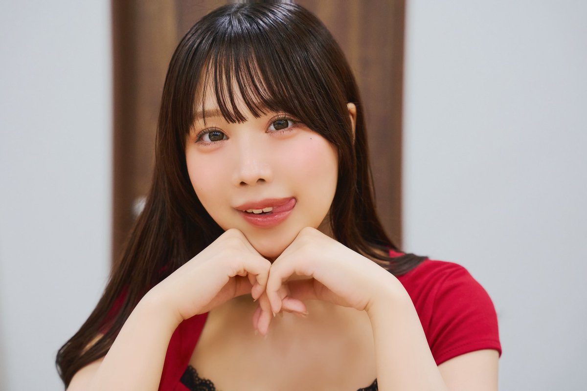 😈ショートムービー「ミスコンの悪魔」🎀
          ♡オンラインくじ販売中♡

生電話やポスターなど、桃木グッズしか出てこない最高くじ🤭
ハズレ無しなのでぜひ回してみてね♡
※12月7日まで！
🔗 https://t.co/oX3cB0xcEe https://t.co/Wraz3RbrMM