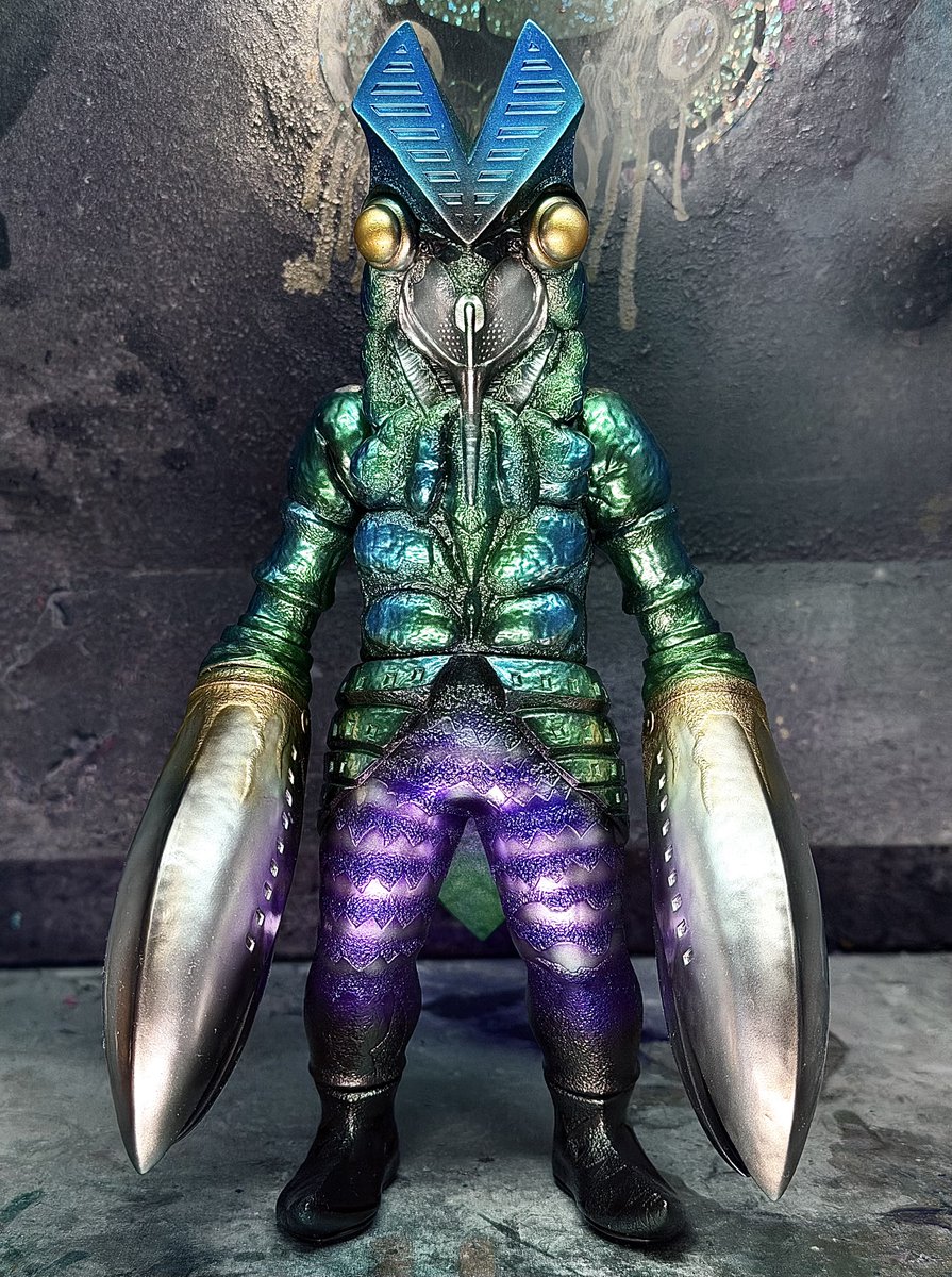 原型を担当したバルタン星人、今週末開催のWTCで限定カラーを販売し