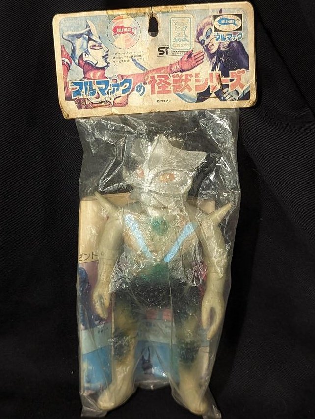 ソフビアイランドさんにて受注受け付け中のエースキラーはたしかに成型