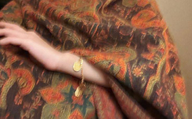 Bluesap26's tweet image. in the era of expensive gifts, buy your girl a pashmina shawl ♥️