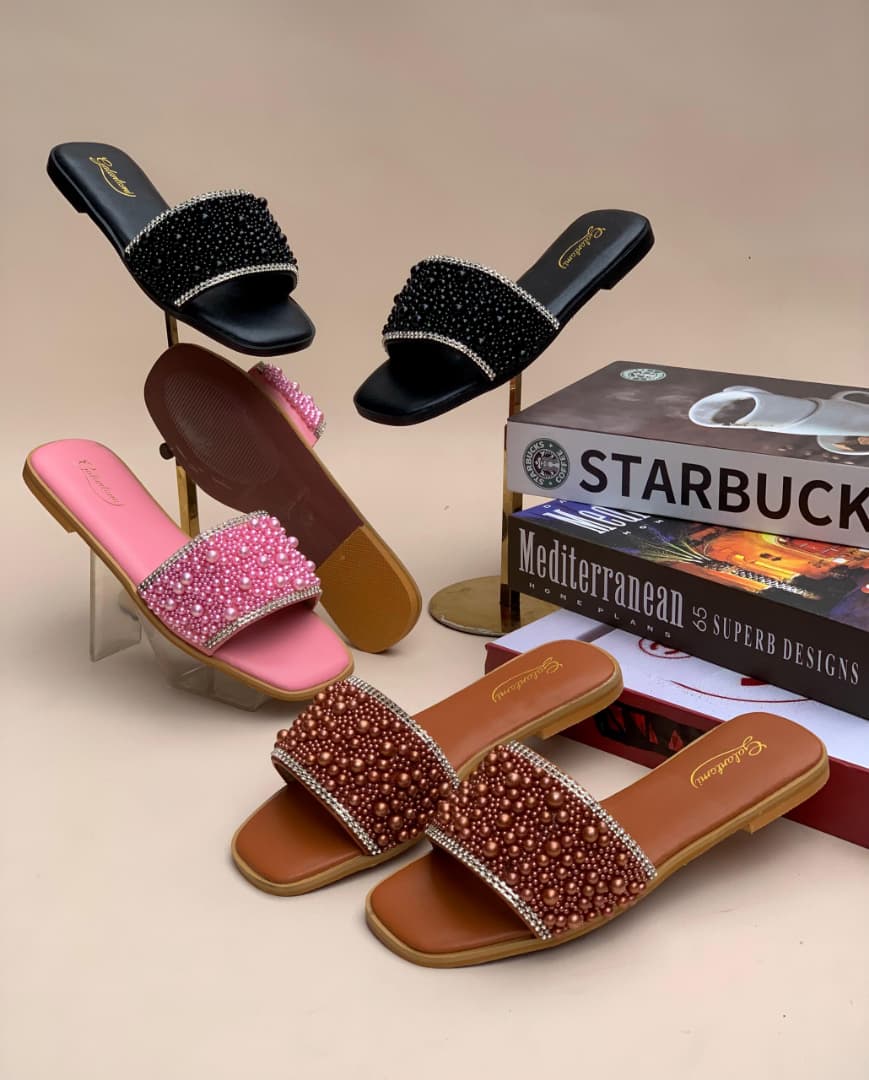 Available now 
Size 37 to 41
Price 20k 
💯💯💯💯