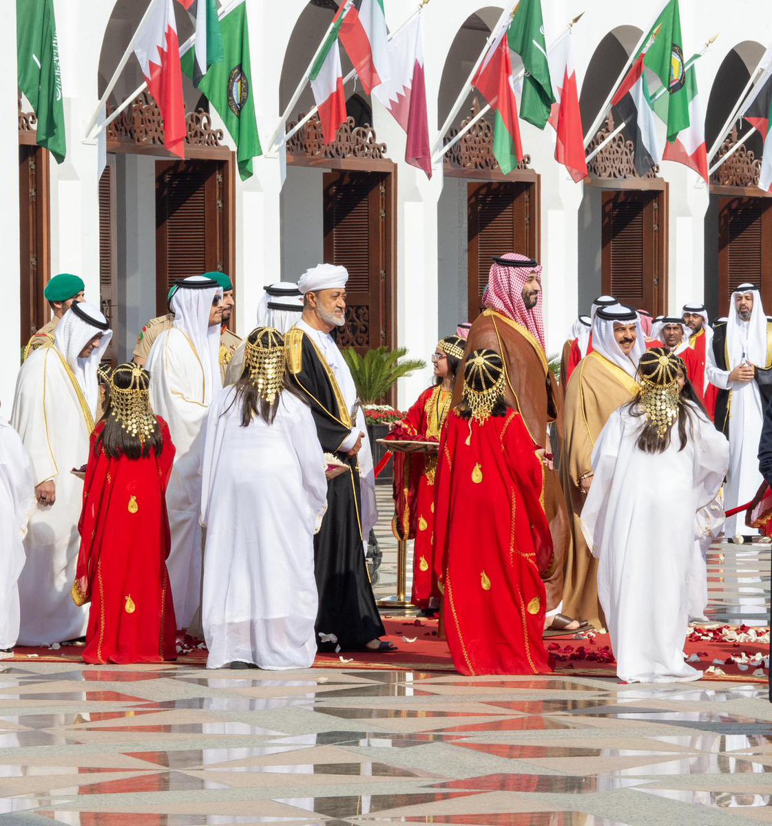 KSAmofaEN's tweet image. HRH the Crown Prince heads the Kingdom’s delegation at the 46th session of the #GCC Supreme Council in Bahrain.