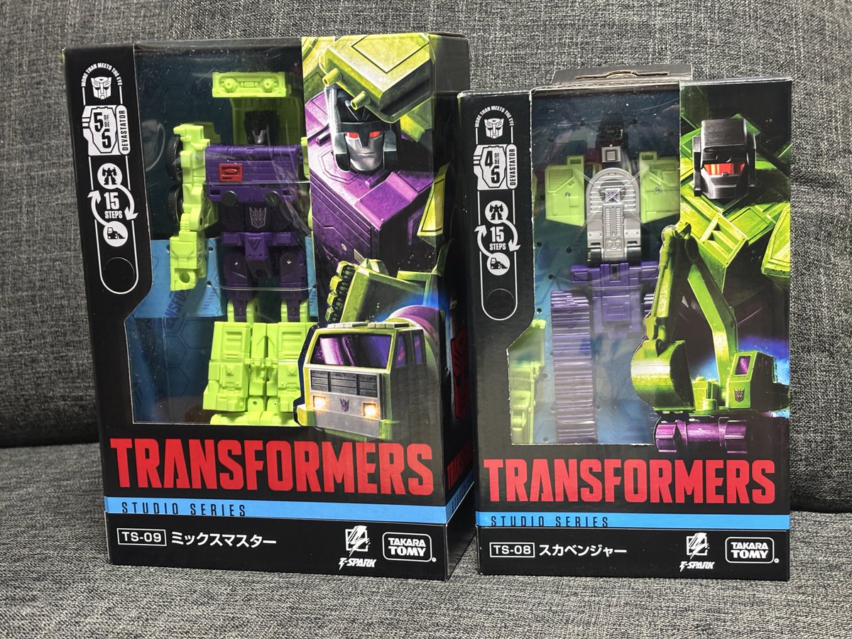 スタジオシリーズ トランスフォーマー　ビルドロン ブラックフライデーのせいで発送遅延してたトランスフォーマー