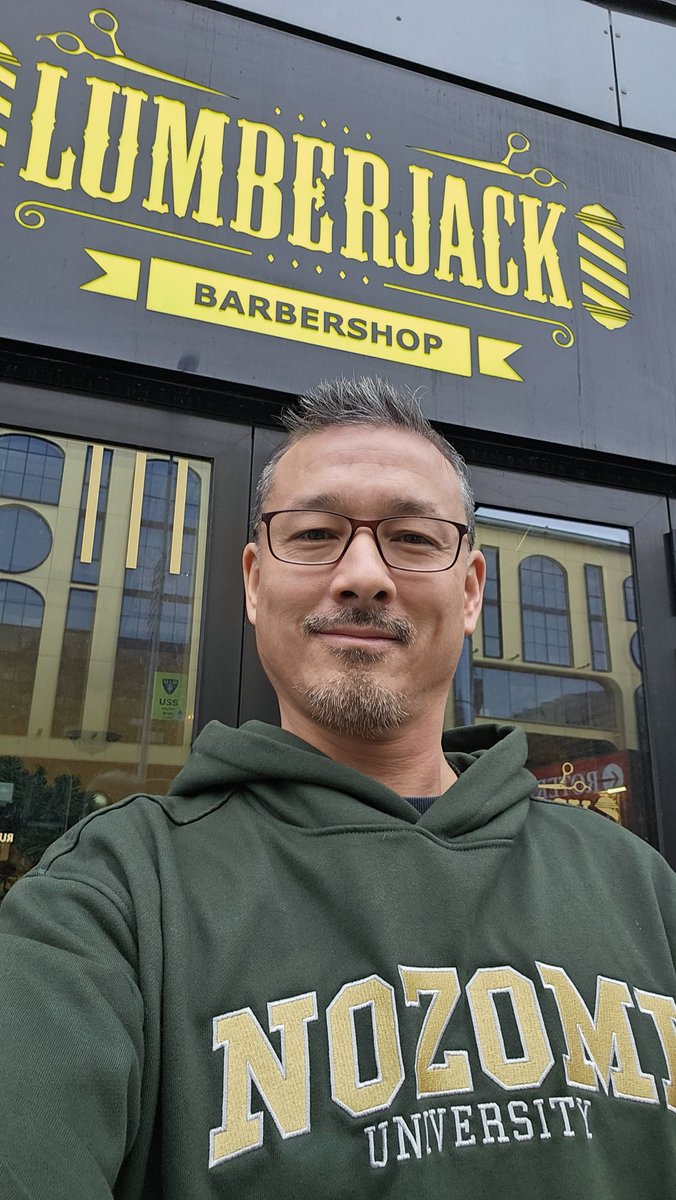 Getting ready for <a href="/web3narva/">W3N 2025</a> and got an Estonian haircut. 💇🏻‍♂️
Never got proposed a whisky at the barbershop, but why not. Gonna go with the local costumes.🥃😊
Told the hairdresser I want to look like <a href="/alexanderbits/">Aleeex</a> 😅
ZEN AF! What do you think?