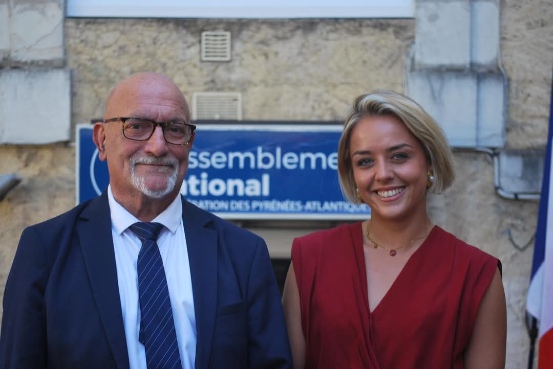 dussaut64077's tweet image. Le plus bel exemple de ce que représente la collaboration intergénérationnelle pour notre liste RN "L'ESPERANCE POUR PAU".
MARGAUX TAILLEFER: Tête de liste.
PIERRE DUSSAUT: Directeur de campagne et numéro 2 de la liste "L'ESPERANCE POUR PAU".