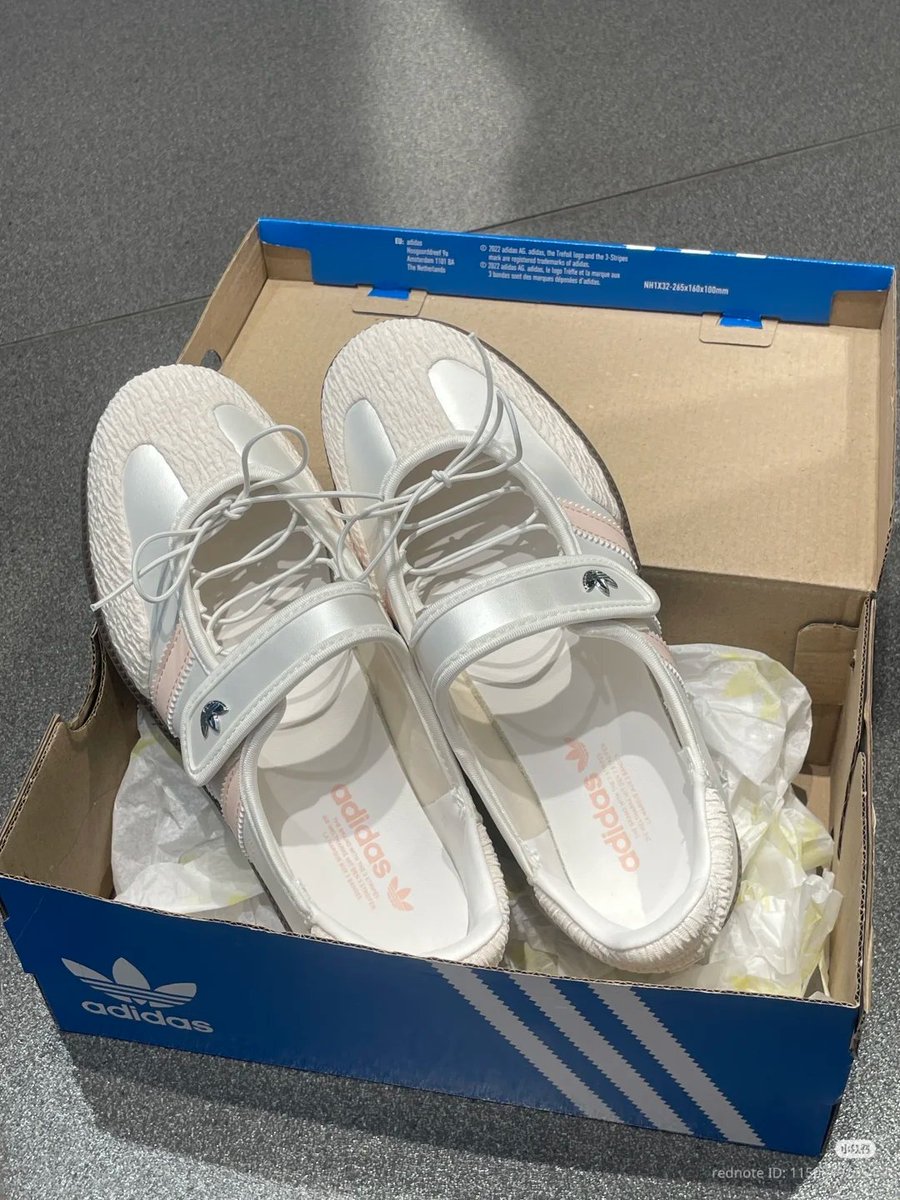 cheirlotte's tweet photo. adidas samba mary jane
https://t.co/hJ7DT4eaan https://t.co/RM0w3FOskX