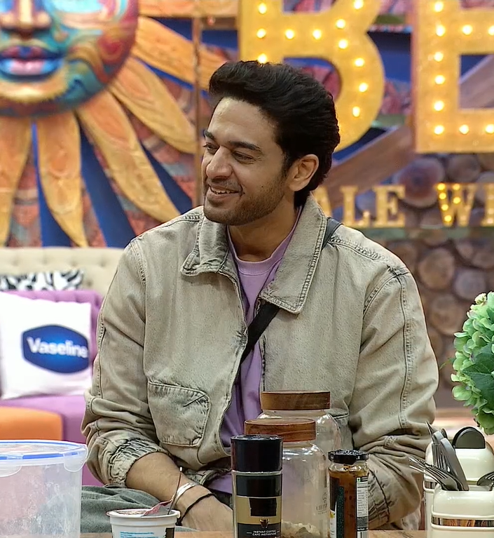 KaranVeerlove's tweet photo. thank you for lighting up our screens with your infectious laughter and breath-taking beauty. will miss seeing you through LF now my fav @iamgauravkhanna #GauravKhanna love you so so much! ❤️

#VoteForGaurav https://t.co/aGQR5zuGk1