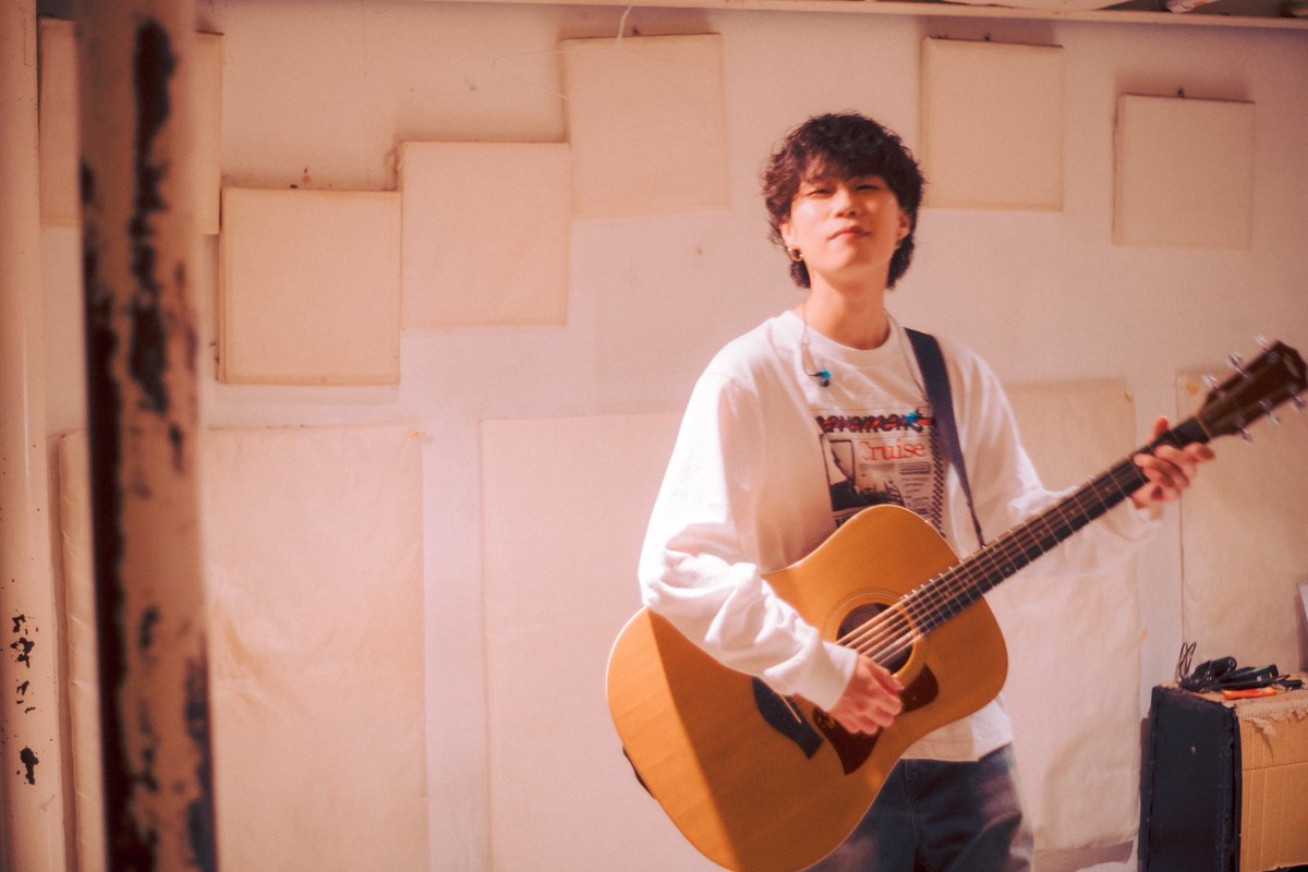 明日、路上弾き語りライブします！

📍川崎駅 東口広場 ロータリー前！
🕰️ 19:00〜！(40〜60分ぐらい)

ツアーファイナルZepp shinjukuの手売りチケットも持っていきます！

温かい格好で遊びきて〜！！