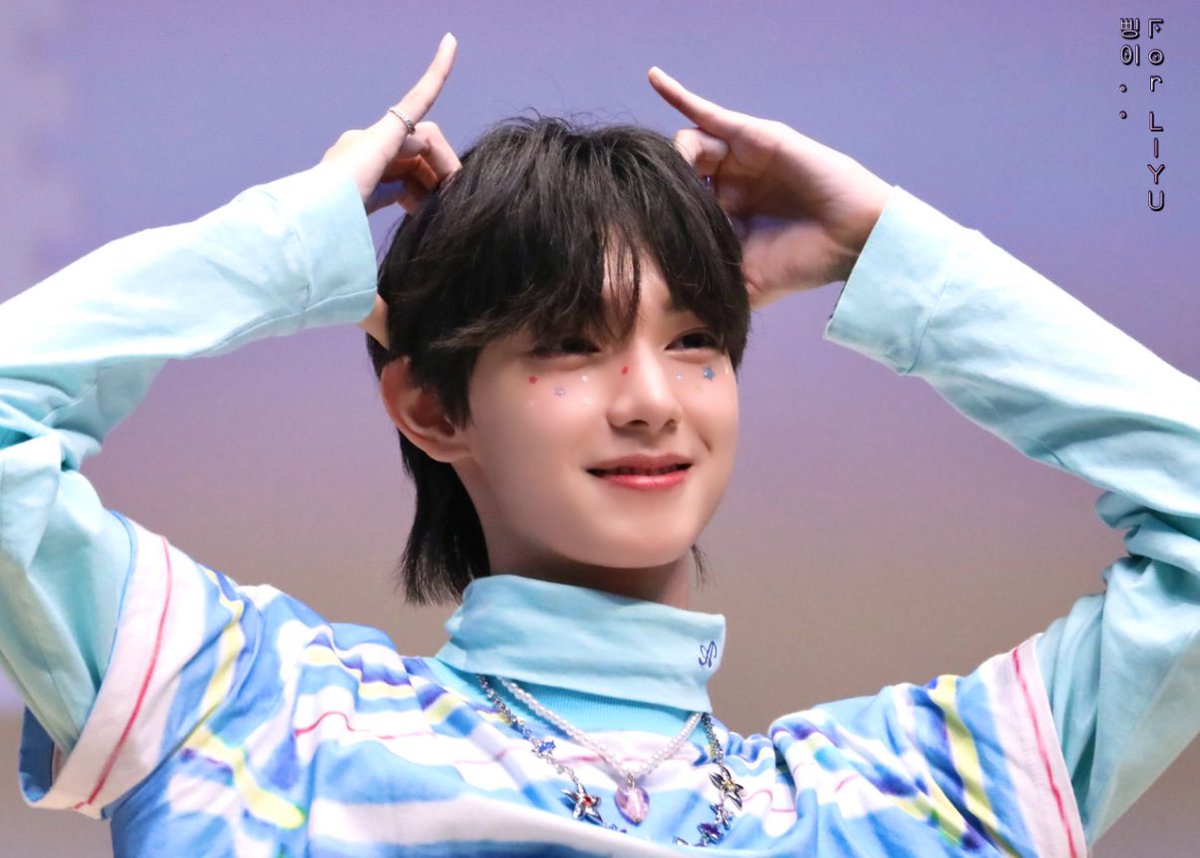 bbing_rw's tweet photo. 251203 #최립우 #CHUEILIYU #崔立于 

ᑕᗩᒪᒪ ᗰE ᒪIYᑌ ⋆｡˚☆♡ https://t.co/UWOA50iLYX