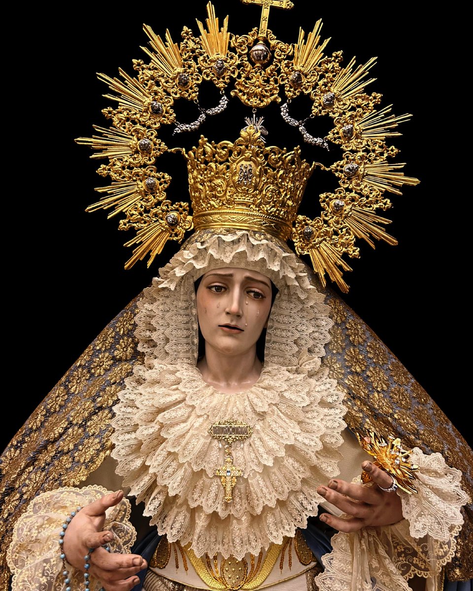 ⚜️ Nuestra Sagrada Titular ataviada de cara a la Solemnidad de la 𝐈𝐧𝐦𝐚𝐜𝐮𝐥𝐚𝐝𝐚 𝐂𝐨𝐧𝐜𝐞𝐩𝐜𝐢𝐨́𝐧. 

«¡Oh, María Inmaculada, estrella de la mañana que disipas las tinieblas de la noche oscura, a ti acudimos con gran confianza!» - San Juan XXIII

#CofradiasMLG