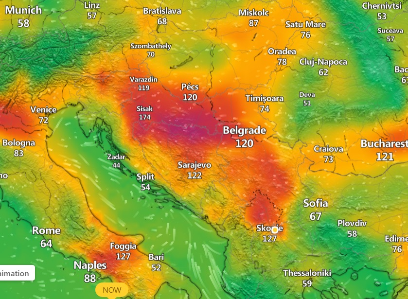 Macedonia_en's tweet photo. Skopje is once again the most polluted city and the city with the most deaths as a result of pollution in Europe. 
The most environmentally friendly heating - central heating - is becoming more expensive, plus not a single new bus has been purchased, let alone a "green" one. https://t.co/pn8AeXaNvd