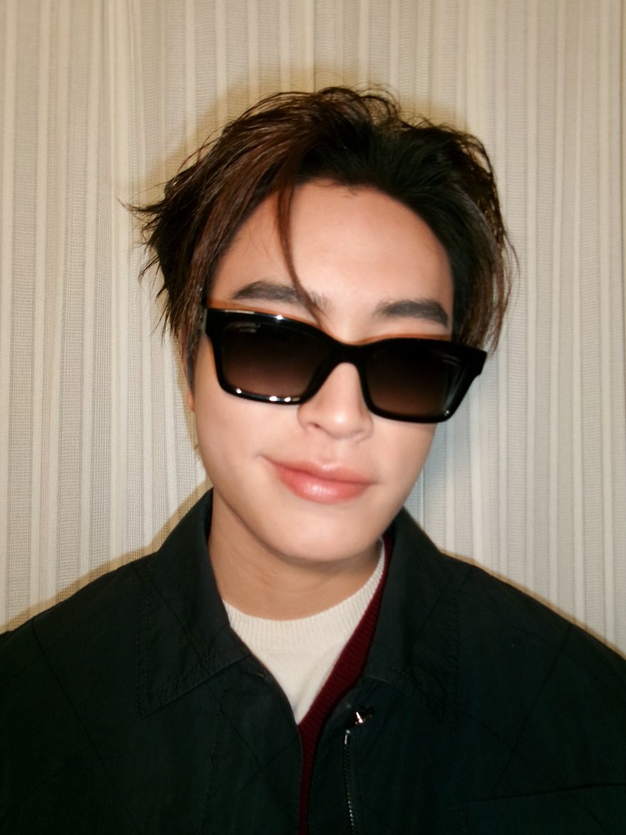 GeminiFourth_CC's tweet image. 🗓 03.12.2025
Cr.IG : athibodee

📸✨️

🖇instagram.com/p/DRzTCpNjuE4/…

GEMINI IN CHANEL METIERS D&apos;ART
@CHANEL @gemini_ti
#CHANELXGEMINI
#CHANELMETIERSDART
#CHANELSHOW #Gemini_NT