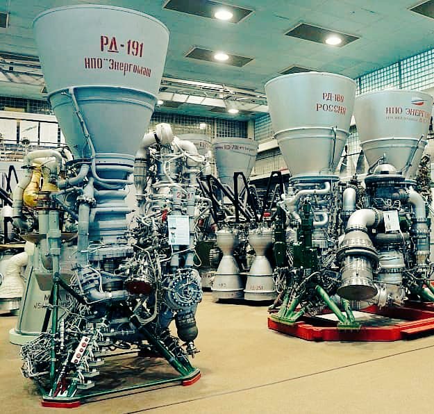 TheLegateIN's tweet image. Just In: Russia agrees to transfer 100% TOT of RD-191M semi-cryogenic rocket engines to Indian ISRO.

Will be used in GLSV Mk3/LVM3 to increase GTO payload from 4.2 tons to 6.5-7 tons.