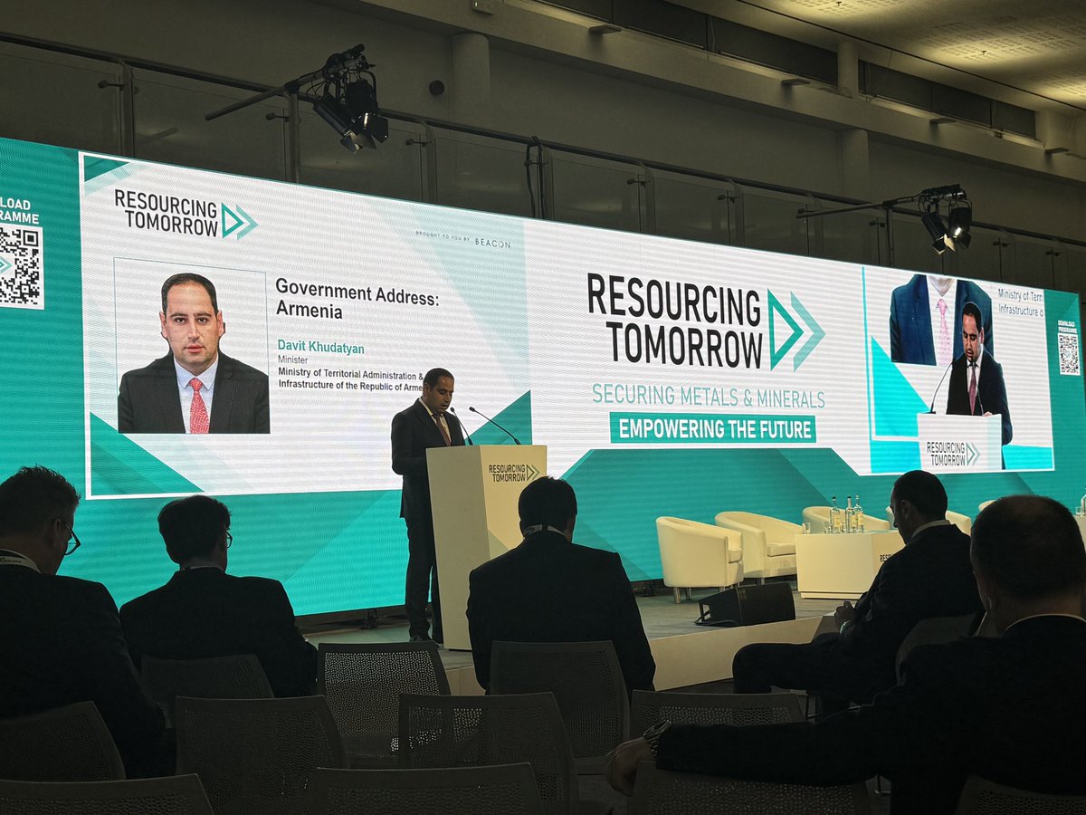 VaruzhanN's tweet image. I accompanied Armenia’s Minister of Territorial Administration, david Khudatyan, during his working visit to London for #LondonMiningWeek. We attended @ResourcingTomo, engaged with leading mining companies, and visited the Armenia stand showcasing our country’s mining potential.