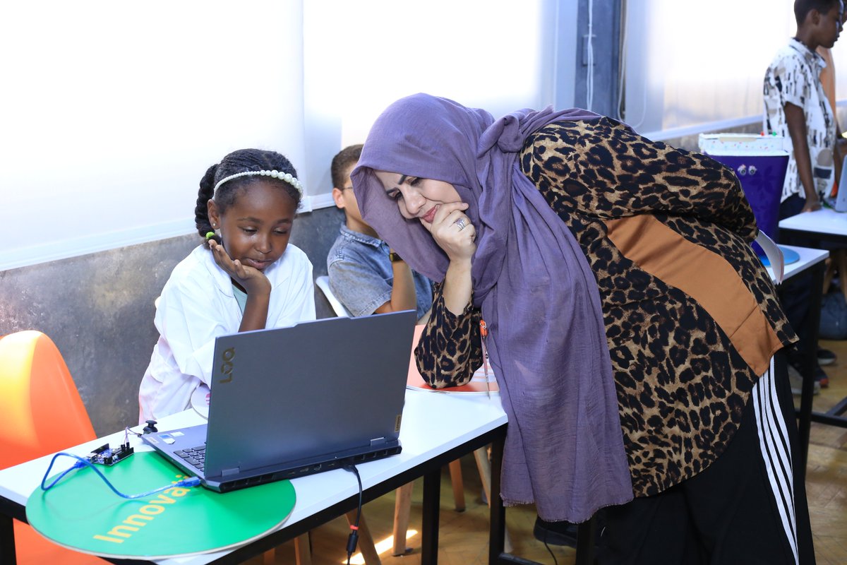 CodeClub's tweet image. The @Orientations19 is empowering 450 young people in Sudan &amp;amp; Egypt with hands-on coding skills and the confidence to become creators and problem-solvers.
See how Code Club is sparking opportunity and creativity.

👉 Read the blog: rpf.io/blog-sudan