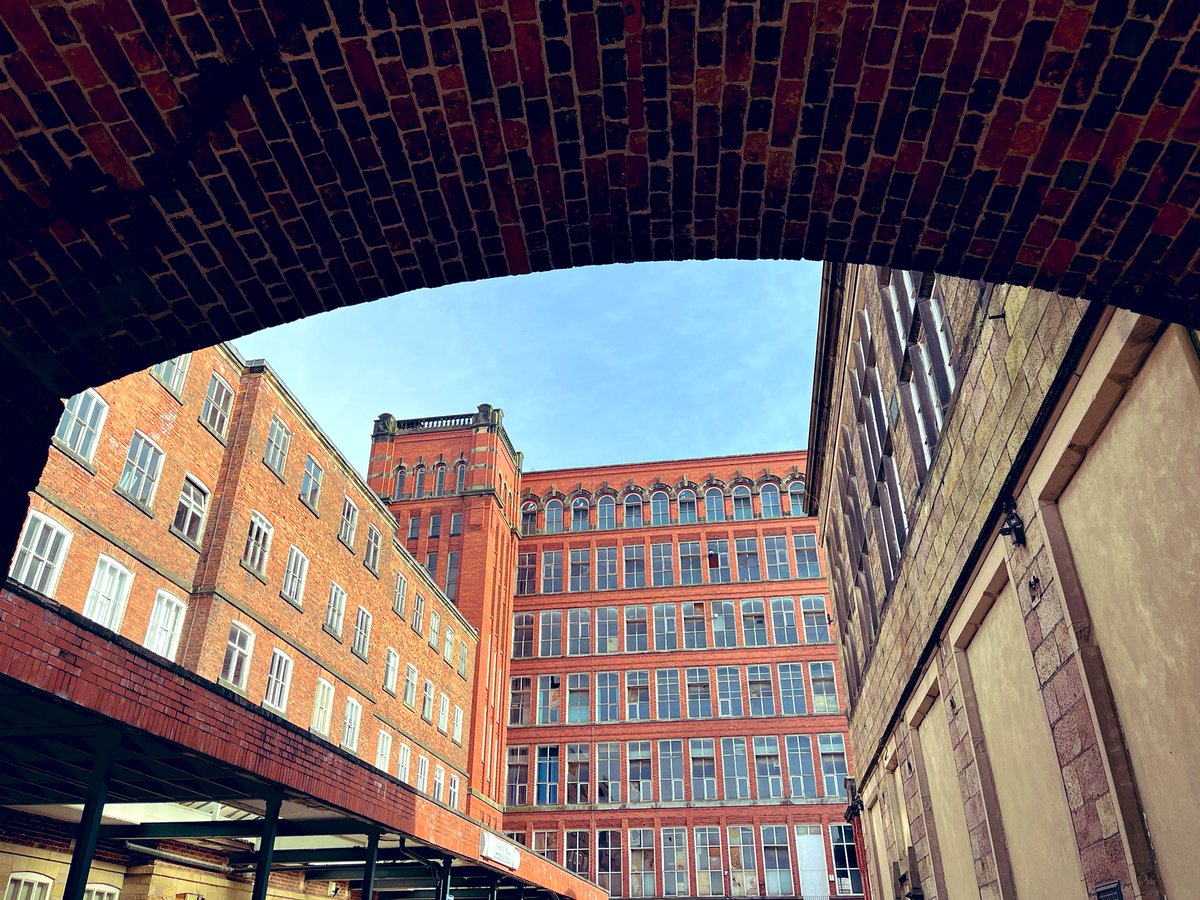 FloralRainbowAW's tweet image. For #WeekWForWindows #AlphabetChallenge 
Belper East mill 🪟