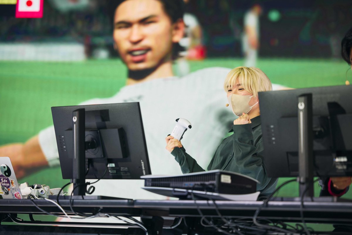 Pocky_Sweets's tweet photo. 【お知らせ！】
2026年1月10日 (土)TOKYO DIGICONXにて
僕のゲーム実況ステージの開催が決定しました！

参加はなんと、無料です！
どなた様でもご参加いただけるので、お気軽にお越しください！

東京ビッグサイトで待ってます！！
詳細▶︎ https://t.co/ylkS0E13ai

写真はプレイベントの時の僕。 https://t.co/w3UNInFgI2
