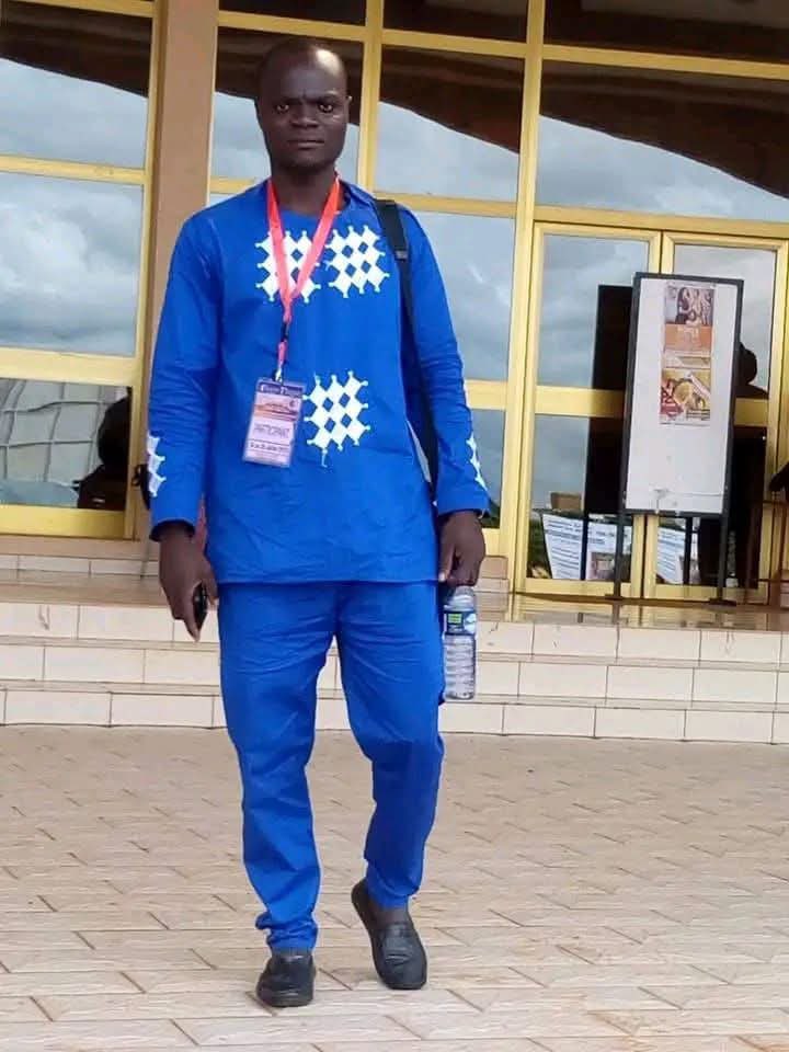 This is the guy who is behind this account. His real name is Didier Emile KABORE, a Burkinabè sellout who fled to Abidjan. Even in lying, he is still stupid. Look at the two flags! Is this the Taliban’s flag ? Stupid ass negro!