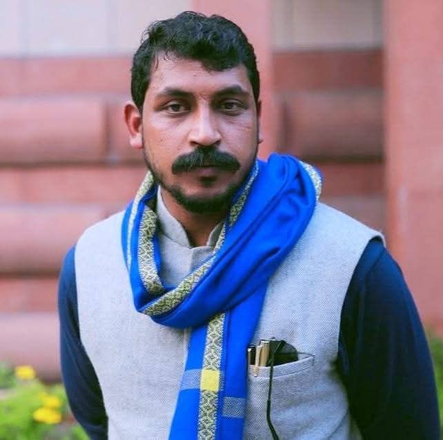 Mr_brijwal's tweet image. भीम आर्मी भारत एकता मिशन के संस्थापक, आजाद समाज पार्टी - कांशीराम के राष्ट्रीय अध्यक्ष व नगीना लोकसभा से सांसद श्री एड. चन्द्रशेखर आज़ाद जी को जन्मदिन की हार्दिक बधाई एवं मंगलकामनाऐं। 
मैं आपके अति उत्तम स्वस्थ एवं दीर्घायु होने मंगलकामनाऐं करता हूँ। @BhimArmyChief 
#ravan