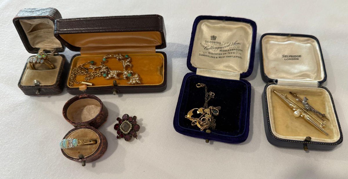 Hansons London tweet media