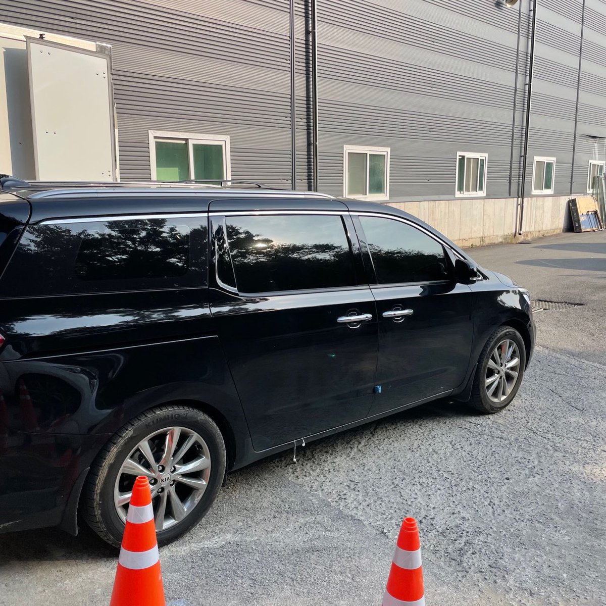 babyblu411's tweet image. ส่วนมาดามที่ใช้แบบมีสาย ชีวิตชั้นใครกำหนด