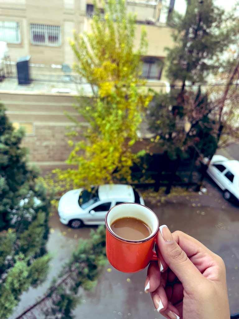 ShakibaSm's tweet photo. دلتنگ صدای غرش ابر و نم نم بارون بودیم
۱۲ آذر https://t.co/9Eptzlk9WJ