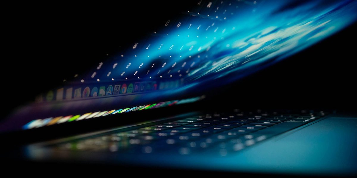 AppleX4_'s tweet image. Apple recorta recompensas de seguridad… justo cuando el malware en Mac sube 🤦‍♂️
Bajar un bounty de 30k a 5k suena a jugada rara, y no precisamente a “privacy first”.
¿Puede esto empujar a los investigadores a irse al mercado negro?
#Apple #macOS #Seguridad 🔐