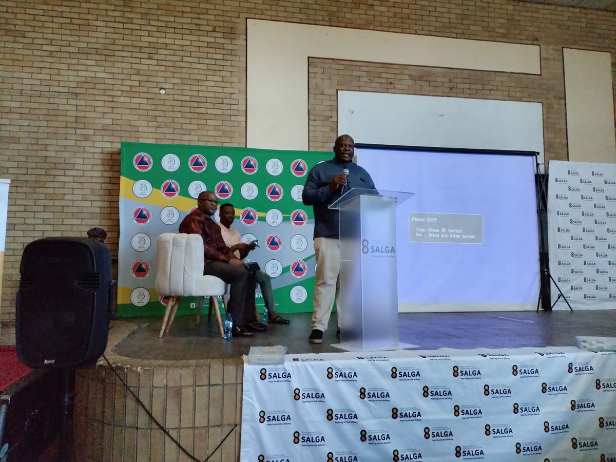 SALGA_Gov's tweet image. Today SALGA &amp;amp; NW Disaster Management Centre hosted a Climate Change &amp;amp; Disaster Management Summit under the theme “Strengthening #ClimateAction &amp;amp; #DisasterResilience” in Klerksdorp to develop solutions to mitigate climate change impact &amp;amp; disaster risk. #InspiringSeriviceDelivery
