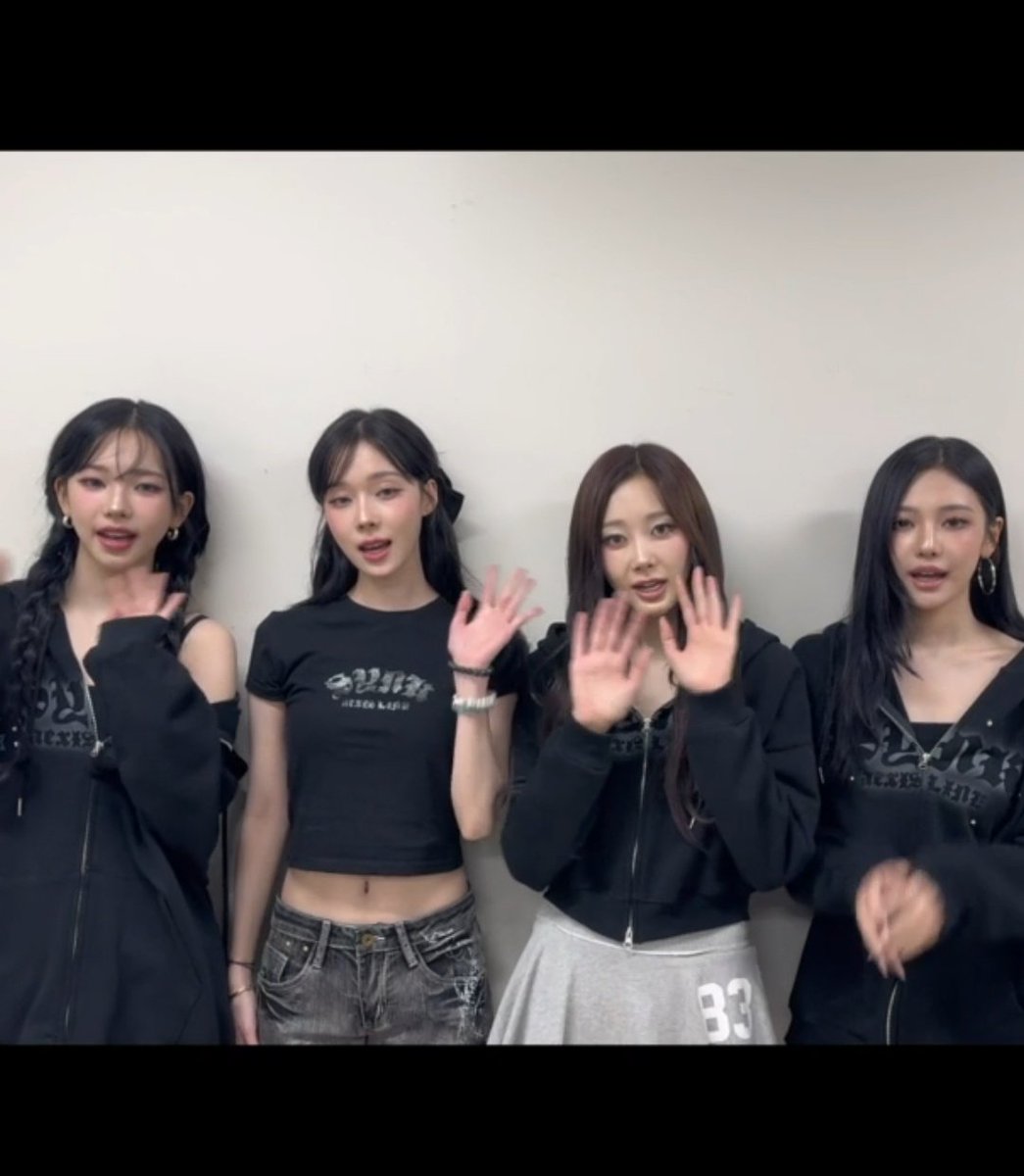 minafobia's tweet image. Twice não fez mensagem pro Spotify 💔? recebi do aespa que ficaram em segundo