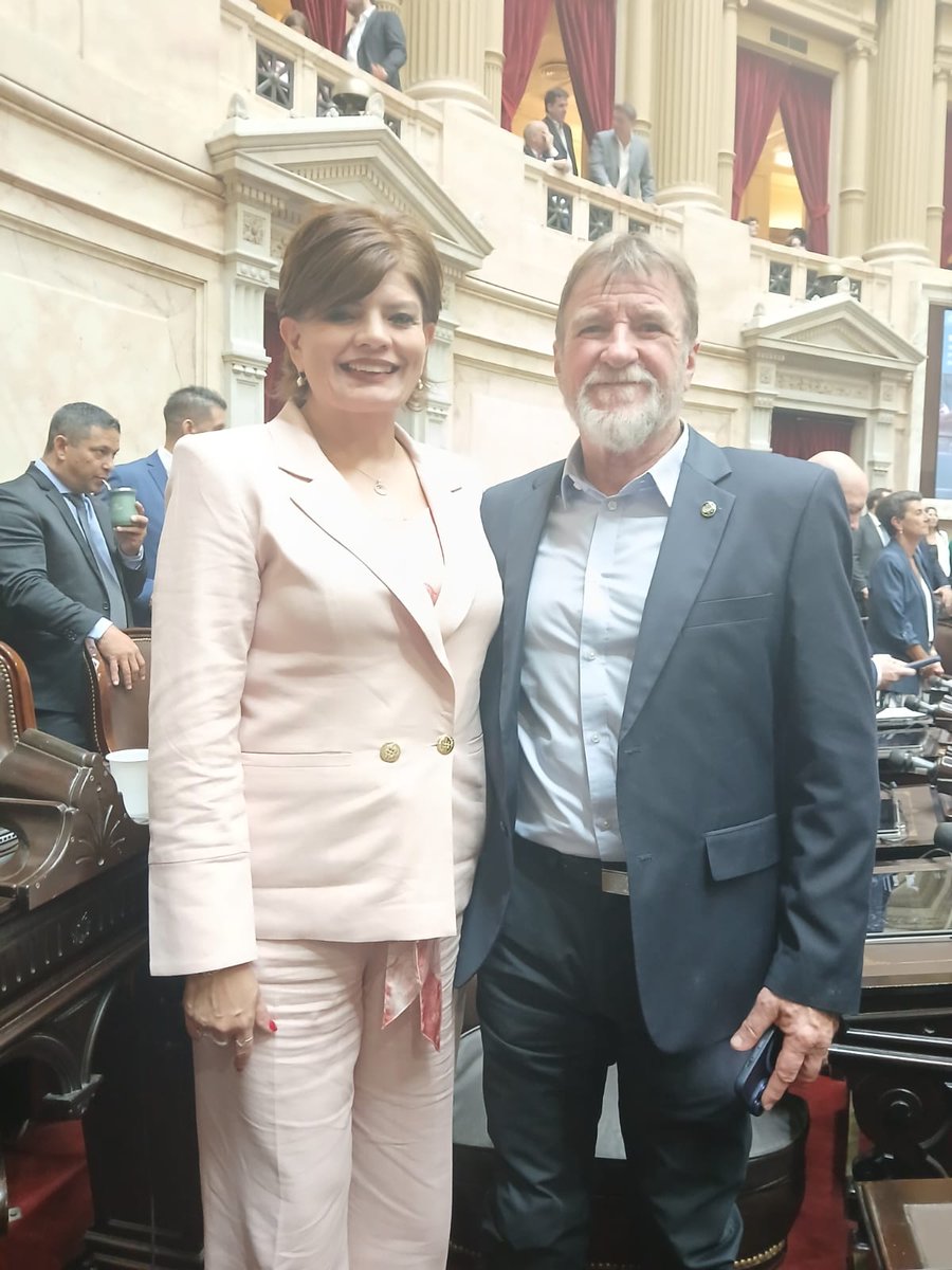 Bienvenida, <a href="/MarinesZigaran/">María Inés Zigarán</a> ! Es un orgullo contar con vos por #Jujuy y todo el país en <a href="/DiputadosAR/">Diputados Argentina</a> : no hay dudas que darás lo mejor, como lo hacés siempre.