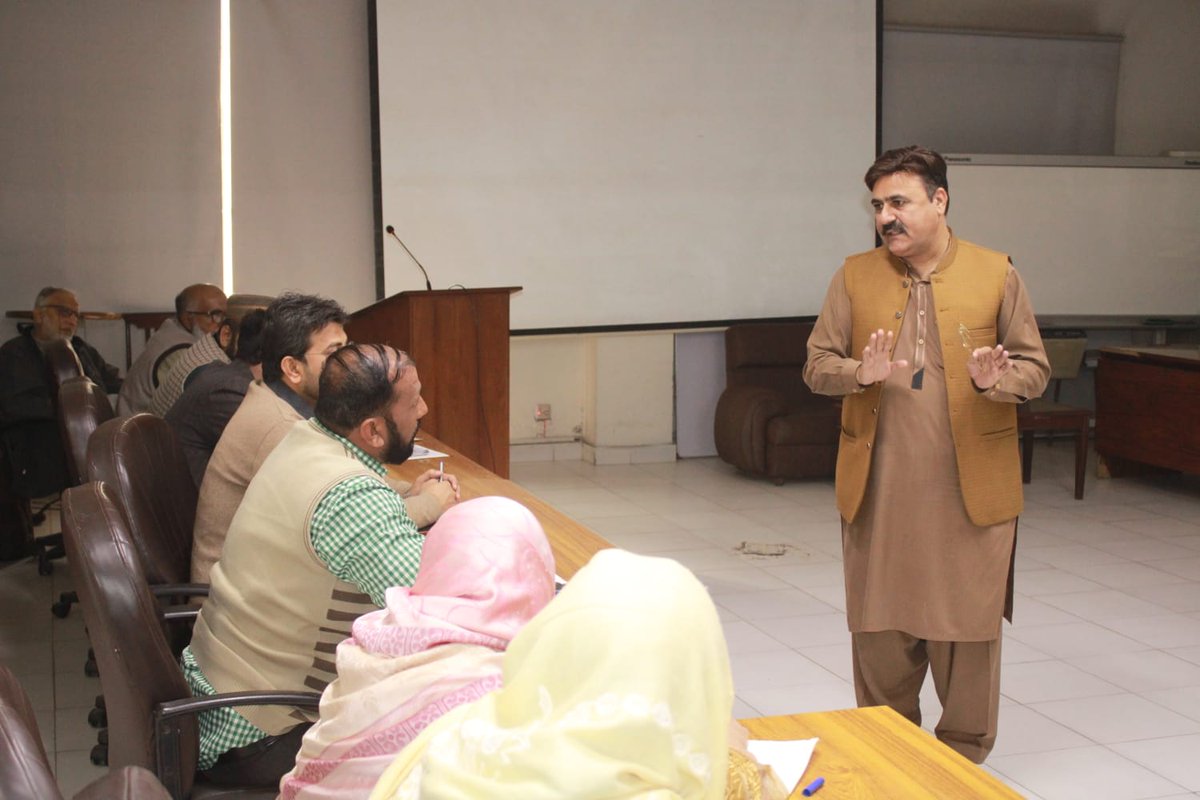 PVTC_Official's tweet photo. The 3-day training on “Assignment Account and Financial Procedures of PVTC” concluded at STTI.
The CHM. PVTC honored the closing and appreciated the participants. Training was jointly led by the Finance & Accounts Wing and Regional Manager Central.
#PVTC #STTI #FinanceTraining https://t.co/SrdFVLojf4